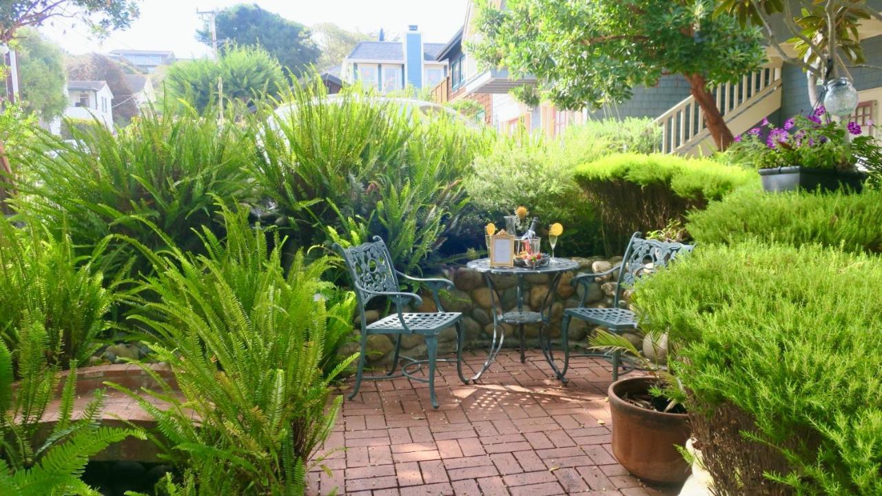 The Old St Angela Inn Pacific Grove Exterior foto